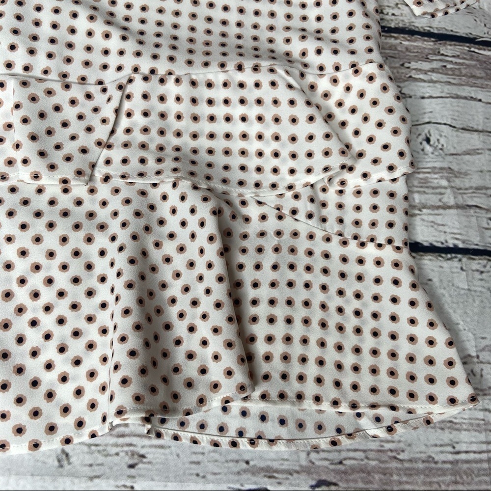 Ann Taylor Daisy Tiered Ruffle Hem Blouse Size S - Picture 9 of 11